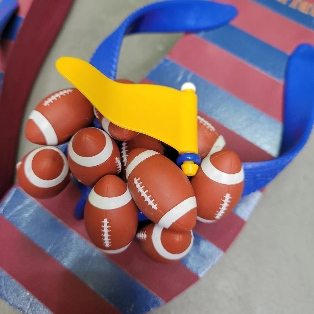BUBBLE FLOPS 🏈 FOOTBALL🏈Size 6 [GREAT CONDITION] platform flipflos
